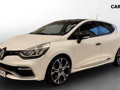Vit Begagnad 2016 Renault Clio IV Trophy Halvkombi | 134 900 kr (Dyr)
