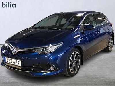 begagnad Toyota Auris Hybrid e-CVT 136Hk