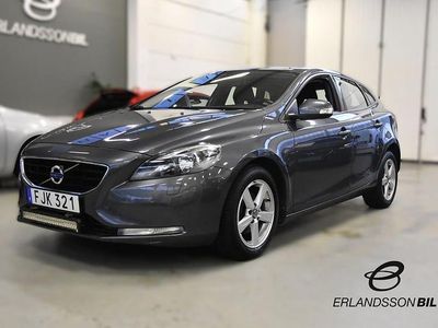 Grå Begagnad 2014 Volvo V40 Kinetic Kombi | 114 900 kr (Marknadspris)