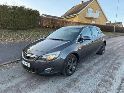 Begagnad Opel Astra 140 HK (102 kW) 2013