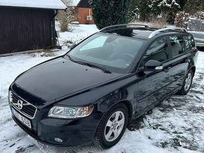Begagnad Volvo V50 115 HK (84 kW) 2012 Metallic Kombi