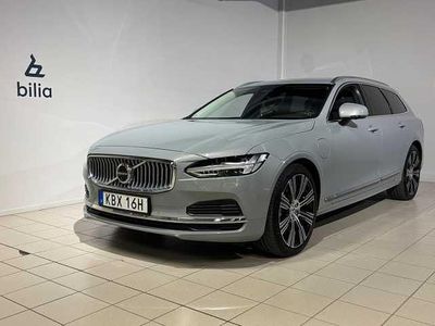 Grå Begagnad 2023 Volvo V90 Core Kombi | 419 800 kr (Marknadspris)