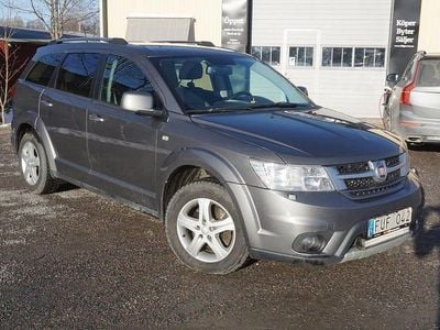 Begagnad Fiat Freemont 170 HK (125 kW) 2013 Grå SUV