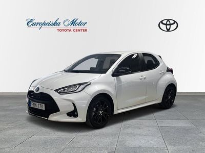 begagnad Toyota Yaris Hybrid Yaris1,5 HSD / Style / Vinterhjul / Nybilsgaranti