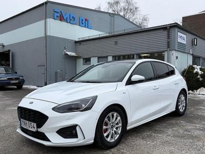 Begagnad Ford Focus ST-Line 120 HK (88 kW) 2018 Vit