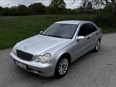 Mercedes C180