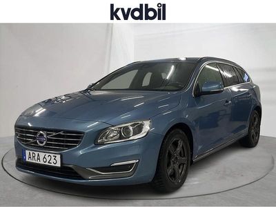 Blå (blå metallic) Begagnad 2015 Volvo V60 Kombi | 159 800 kr (Marknadspris)