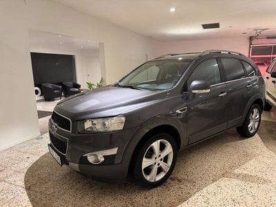 Begagnad Chevrolet Captiva 184 HK (135 kW) 2012 Grå SUV