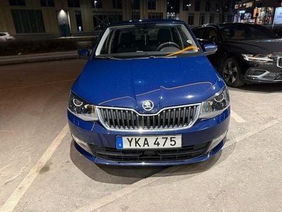 Begagnad Skoda Fabia 90 HK (66 kW) 2017 Deep blue