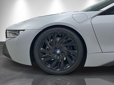 Vit Begagnad 2016 BMW i8 Sportkupé | 599 900 kr