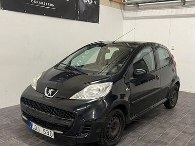Svart Begagnad 2010 Peugeot 107 Halvkombi | 19 900 kr