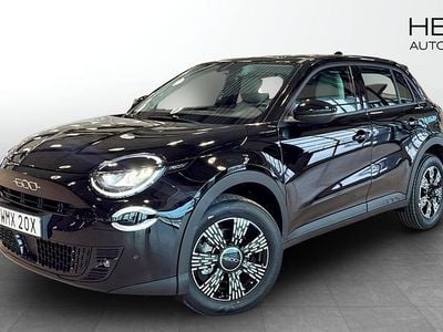 Ny Fiat 600 Icon 110 HK (80 kW) 2025 Svart Halvkombi