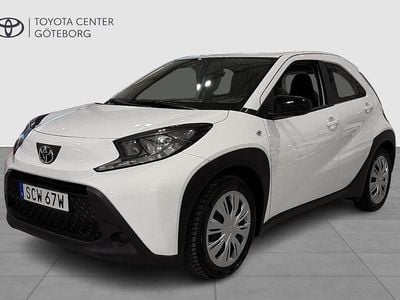 Begagnad Toyota Aygo X Play 72 HK (52 kW) 2023 Vit SUV