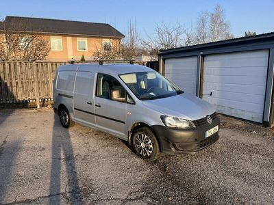 begagnad VW Caddy Maxi 1.6 TDI Värmare Dragkrok Nybesiktad