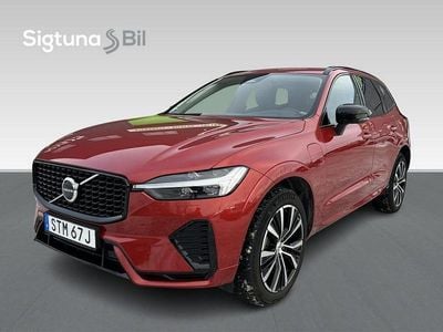 Röd Begagnad 2023 Volvo XC60 Plus SUV | 469 900 kr