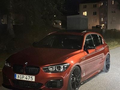 Sunset orange Begagnad 2019 BMW M140 M Sport Halvkombi | 415 000 kr (Lite dyr)