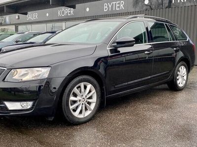 begagnad Skoda Octavia Kombi 1.4 TSI Drivers Edition Drag ACC 140hk