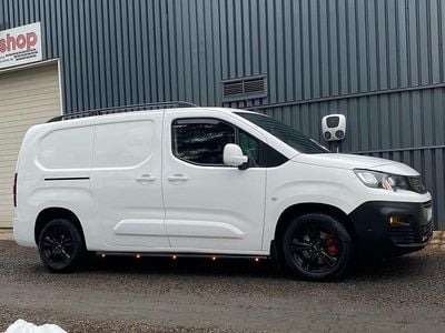 Begagnad 2020 Peugeot Partner Minibuss | 169 000 kr (Lite dyr)