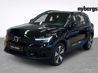Svart Begagnad 2023 Volvo XC40 Core SUV | 309 000 kr