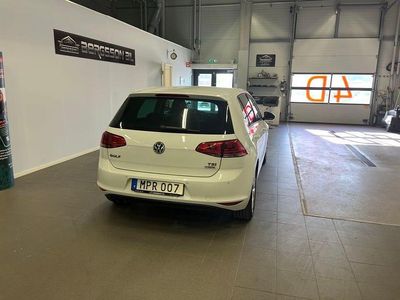 Begagnad VW Golf VII 140 HK (102 kW) 2015