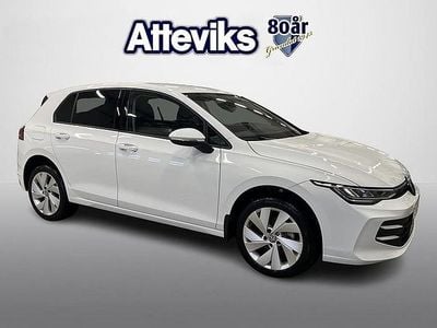 Begagnad VW Golf VIII Edition 151 HK (111 kW) 2024 Vit Halvkombi