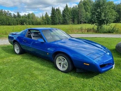 Begagnad 1991 Pontiac Firebird Sportkupé | 75 000 kr
