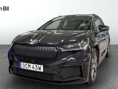 Svart Begagnad 2022 Skoda Enyaq iV SportLine SUV | 409 900 kr (Marknadspris)