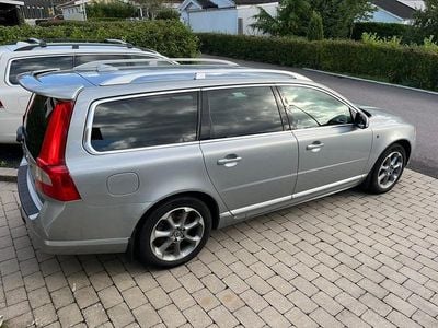 Begagnad Volvo V70 180 HK (132 kW) 2012 Electric silver ”volvo ocean race” Kombi