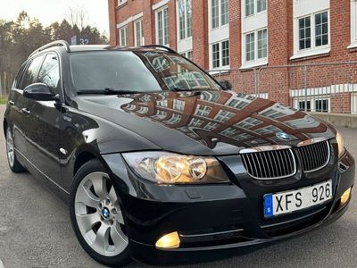 begagnad BMW 330 i 258HK Touring/Svensksåld P-Sensor/Besiktigad