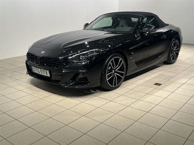Svart Begagnad 2024 BMW Z4 M Sport Cab | 639 500 kr
