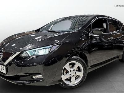 Begagnad Nissan Leaf N-Connecta 160 kW (218 HK) 2021 Svart Halvkombi