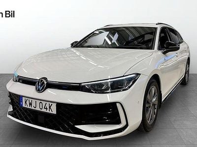 Vit Begagnad 2025 VW Passat Style Kombi | 409 000 kr (Superpris)
