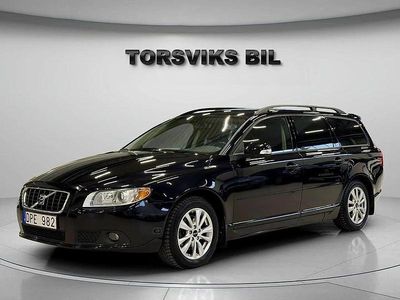 Begagnad Volvo V70 Momentum 145 HK (106 kW) 2008 Svart Kombi