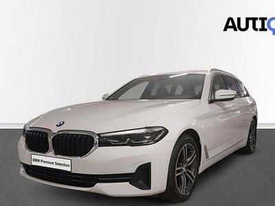 Vit Begagnad 2022 BMW 520 M Sport Kombi | 299 900 kr (Superpris)