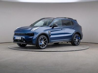 Begagnad Lynk & Co 01 261 HK (191 kW) 2023 Blå SUV