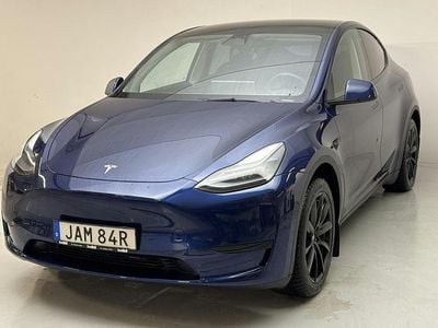 Begagnad Tesla Model Y RWD 219 kW (299 HK) 2023 Blå SUV