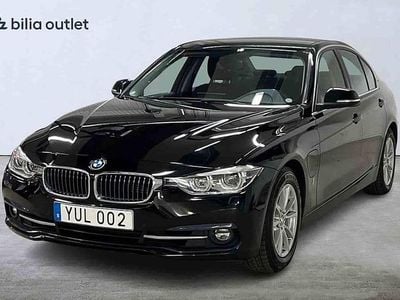 Begagnad BMW 330e 2018 Svart Sedan