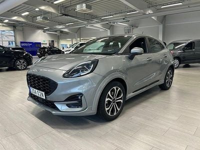 Grå Begagnad 2020 Ford Puma ST-Line SUV | 184 900 kr (Marknadspris)