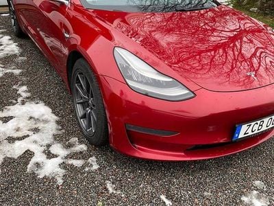 Begagnad Tesla Model 3 Long Range AWD 360 kW (490 HK) 2019 Sedan