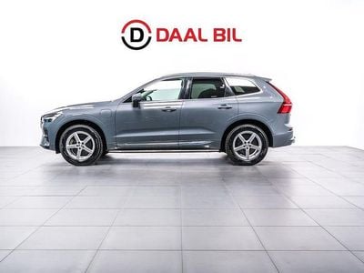 Grå Begagnad 2023 Volvo XC60 Core SUV | 414 700 kr (Bra pris)