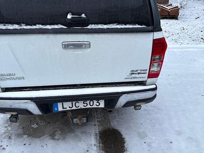 Begagnad 2014 Isuzu D-Max Sedan | 124 000 kr