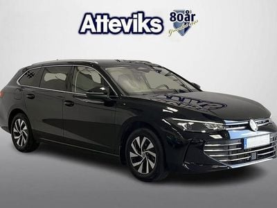 Begagnad VW Passat R-line 275 HK (202 kW) 2024 Kombi