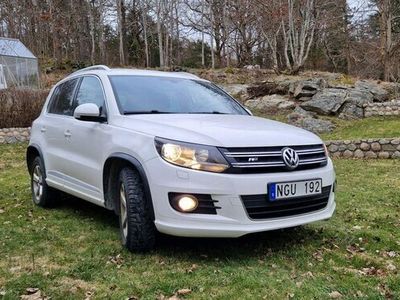 begagnad VW Tiguan R-line 4Motion