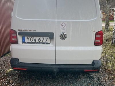 begagnad VW Transporter T32 2.0 TDI BMT Euro 6