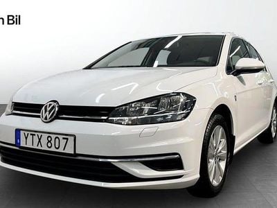 Vit Begagnad 2018 VW Golf VII Halvkombi | 179 900 kr (Marknadspris)