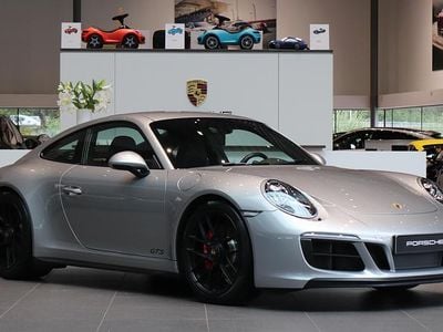 Begagnad Porsche 911 Carrera GTS 456 HK (335 kW) 2018 Silver Sportkupé