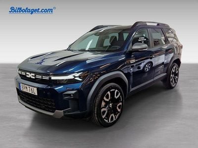 Blå Ny 2025 Dacia Bigster Journey SUV | 383 400 kr (Marknadspris)