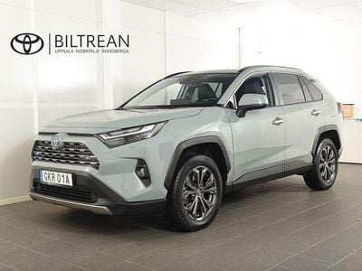 Grön Begagnad 2023 Toyota RAV4 Hybrid Executive SUV | 419 900 kr (Lite dyr)