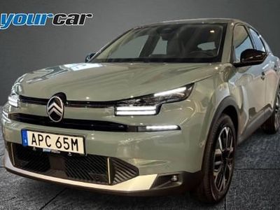 Grönmetallic Ny 2025 Citroën C4 Halvkombi | 289 400 kr (Marknadspris)