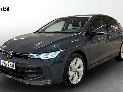 Mörkgrå Begagnad 2024 VW Golf VIII Edition Halvkombi | 304 800 kr (Marknadspris)